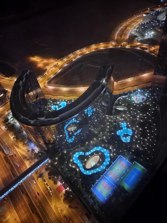 Cozy 1Br In Iconic Tower Lägenhet Abu Dhabi Exteriör bild
